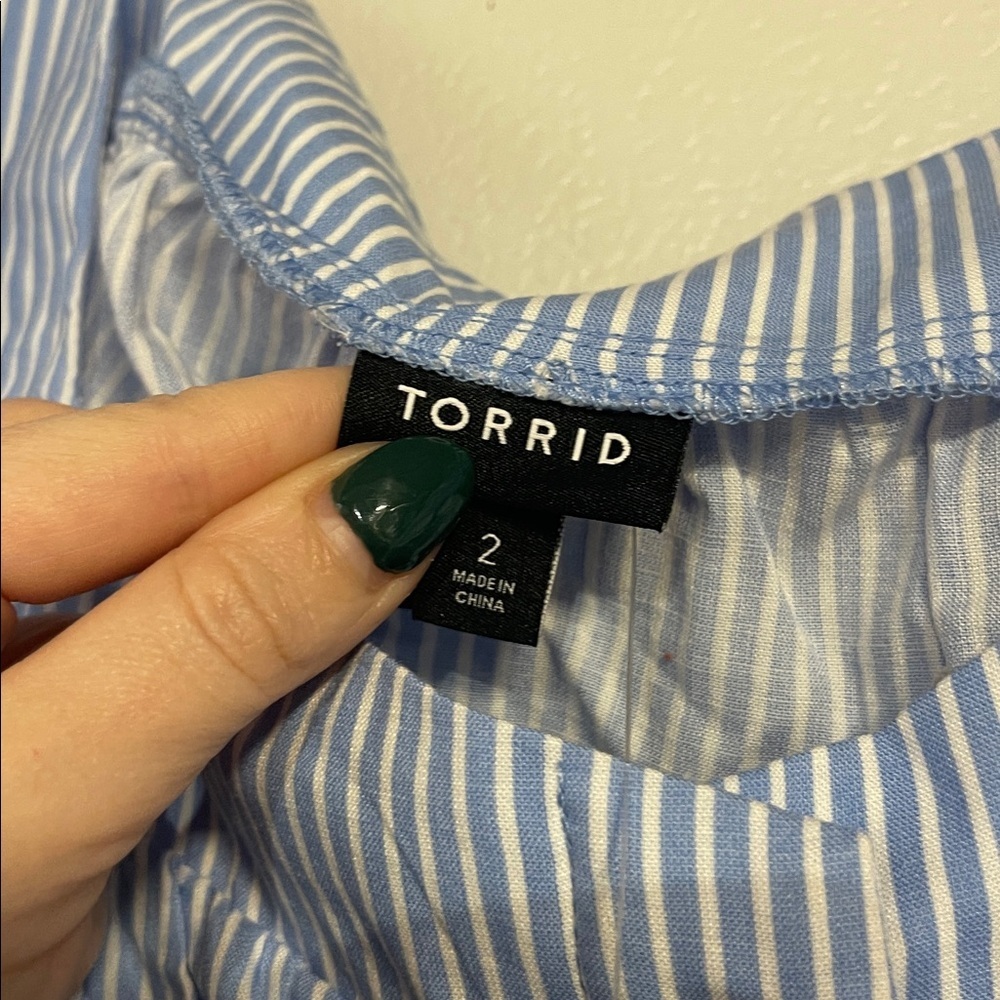 TORRID WOMENS RUFFLE TRIM STRIPED BLOUSE BLUE WHITE 2X NEW WITH TAGS - Picture 5 of 6